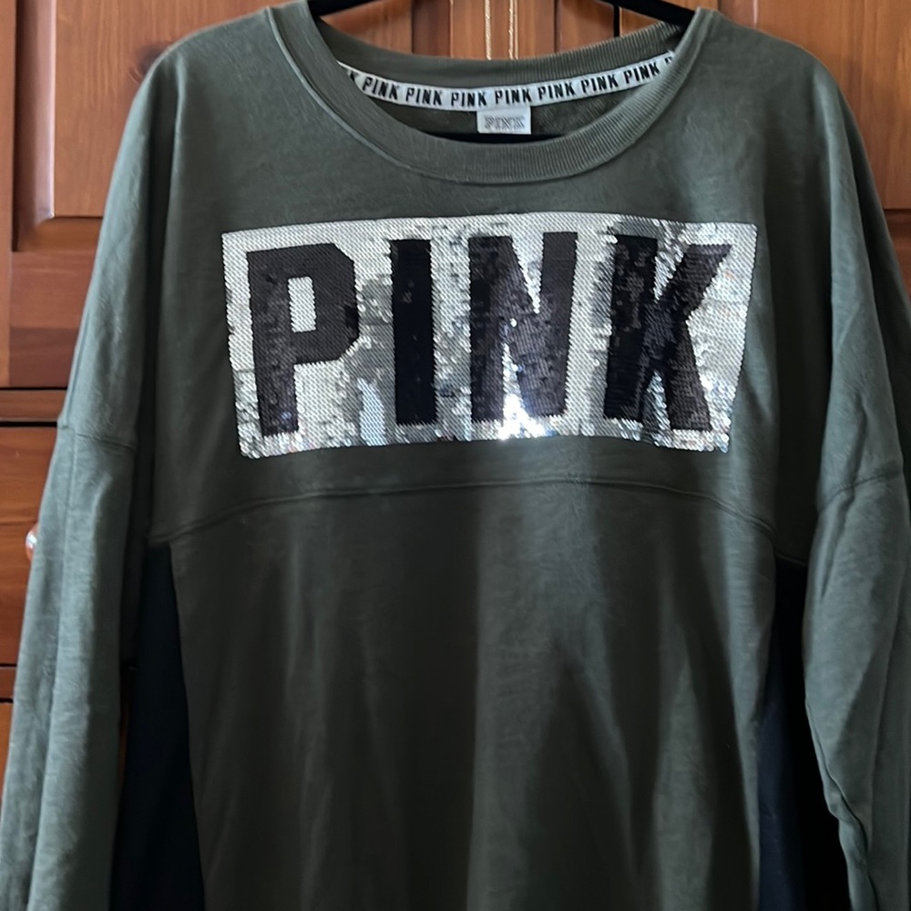 Woman Victoria’s Secret Pink Pullover Size L